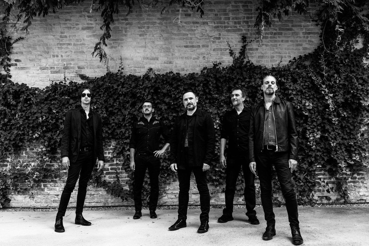 JULIE’S HAIRCUT: il video del nuovo brano “Plaster Mask”