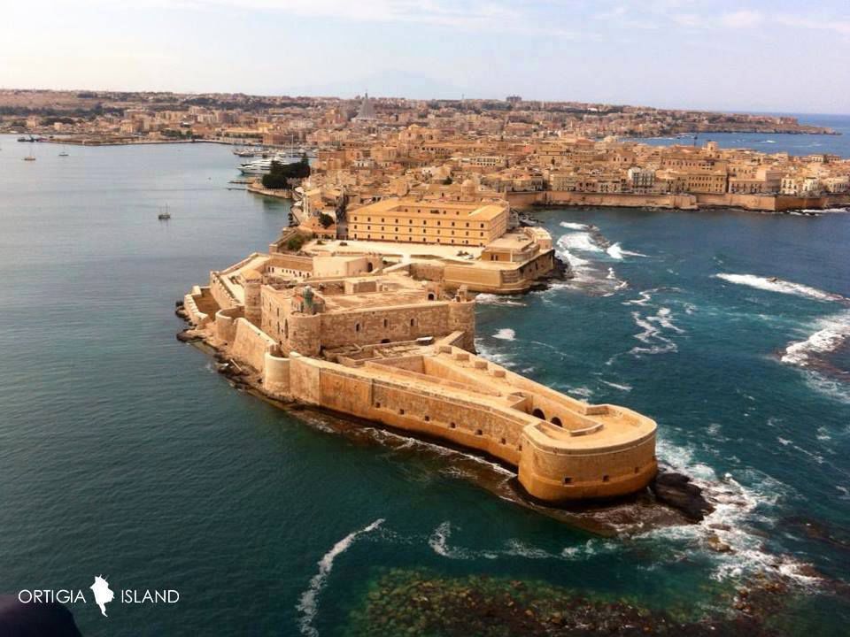 Ortigia Sound System Festival 2015 – #OSS15 – 31 Luglio, 1 Agosto – Ortigia (Siracusa)