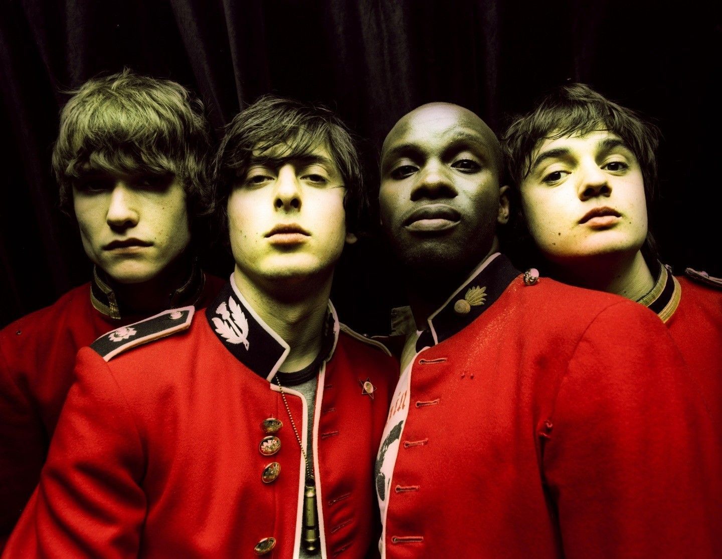THE LIBERTINES: a novembre in Italia per i 20 anni di “Up The Bracket”