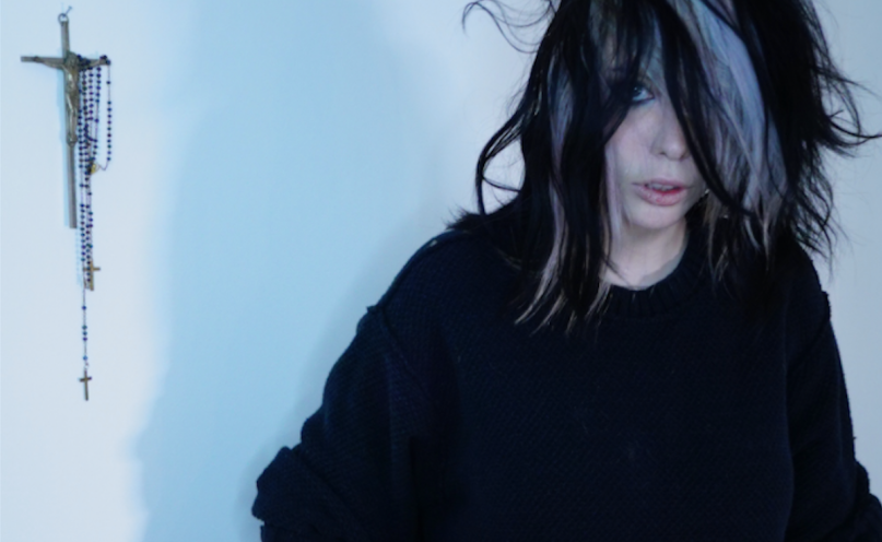 ALICE GLASS: il video del nuovo singolo “Suffer And Swallow”