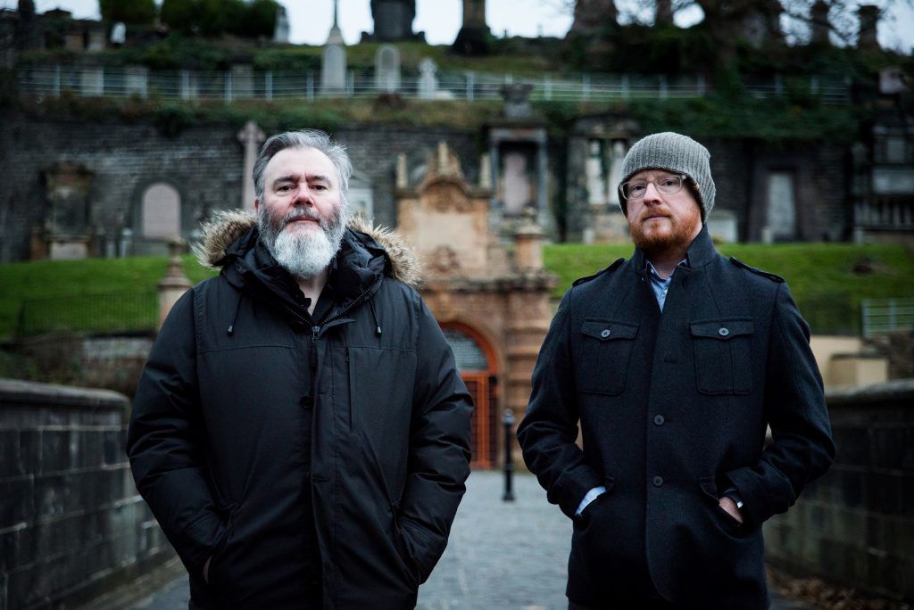 ARAB STRAP: a marzo il nuovo album “As Days Get Dark”