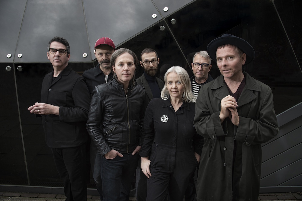 BELLE AND SEBASTIAN: due date in Italia a luglio 2026