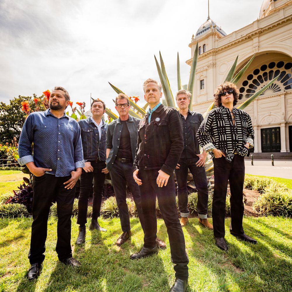 CALEXICO: due date in Italia a maggio