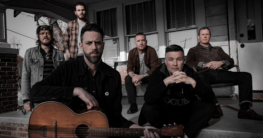 Restiamo esseri umani, non stereotipi politici: intervista ai Dropkick Murphys