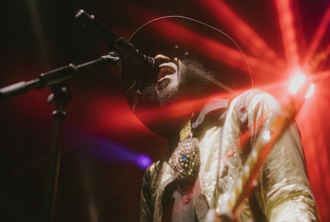 FANTASTIC NEGRITO: due date in Italia a gennaio 2026