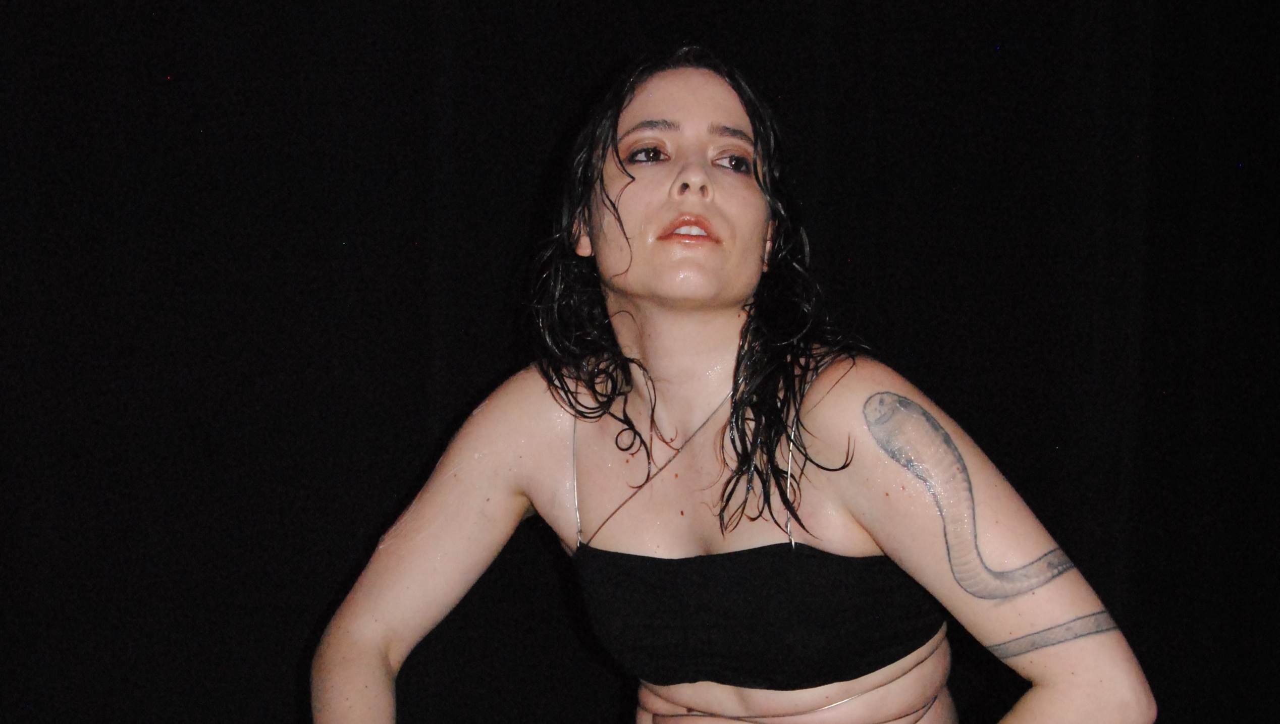 KEE AVIL: il nuovo brano “itch”