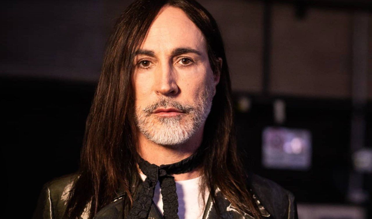 MANUEL AGNELLI: il nuovo singolo “Proci”