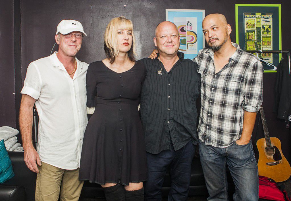 PIXIES, Kim Shattuck è uscita dal gruppo