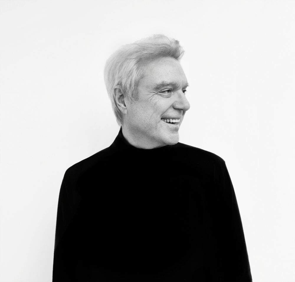DAVID BYRNE: a settembre il nuovo album “Who Is The Sky?”