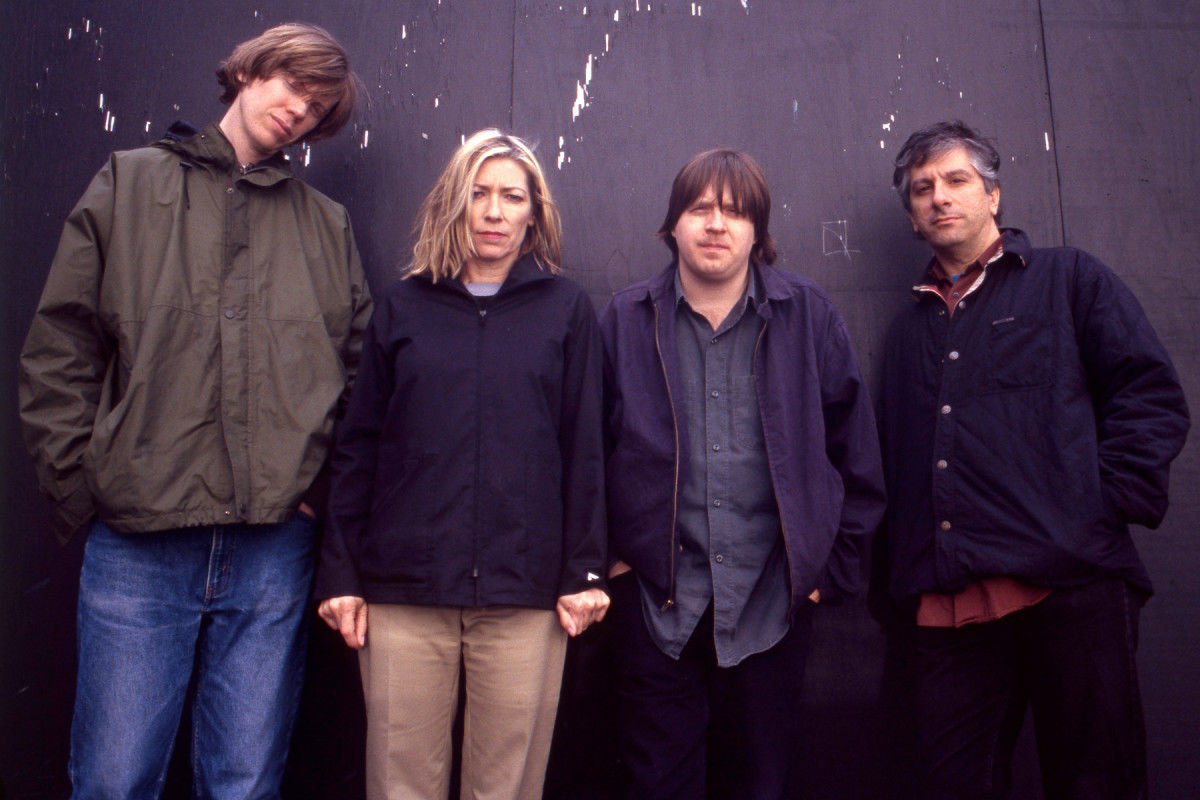 I SONIC YOUTH hanno pubblicato le registrazioni integrali di 12 concerti
