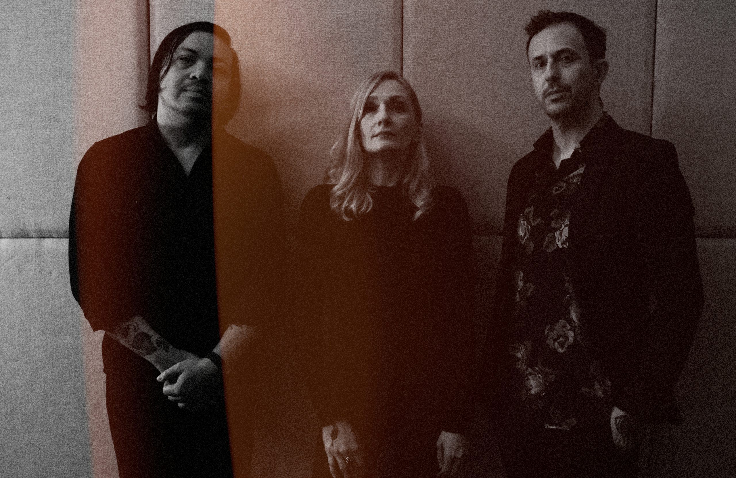 SPOTLIGHTS: il video del nuovo brano “Sunset Burial”