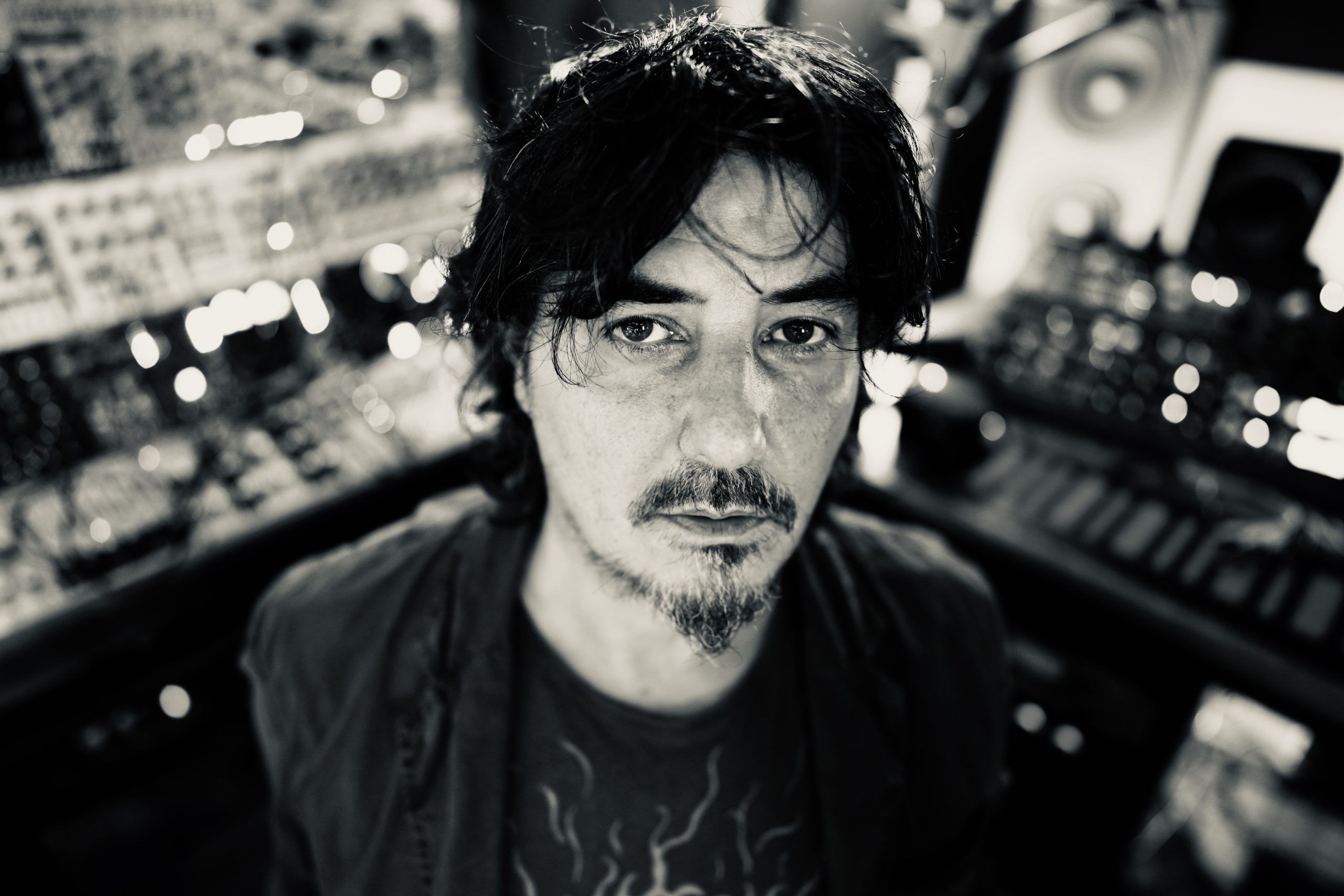 STONE GIANTS (Amon Tobin): a luglio il debutto “West Coast Love Stories”