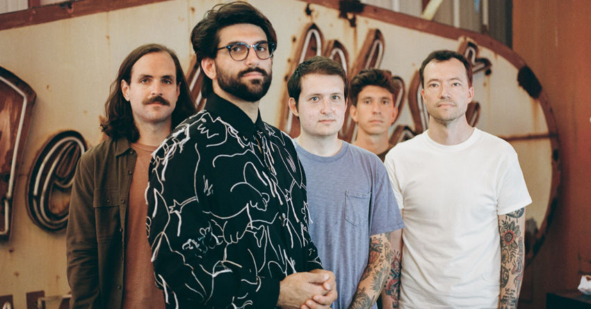 Adattarsi al dolore: intervista ai Touché Amoré