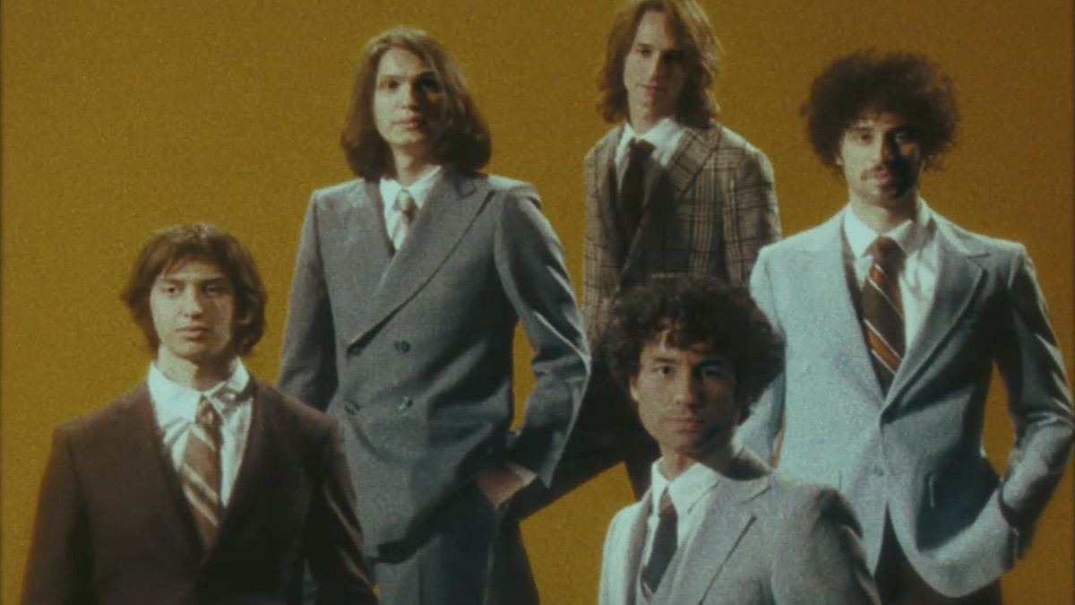THE STROKES: il nuovo singolo “Bad Decisions”
