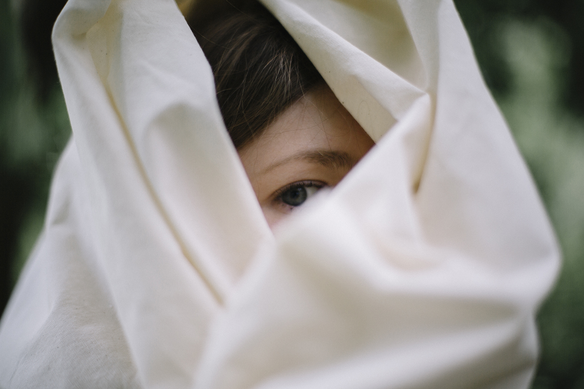 ZOLA MENNENÖH: lo streaming del nuovo singolo “I Will Be Yours, Forever”