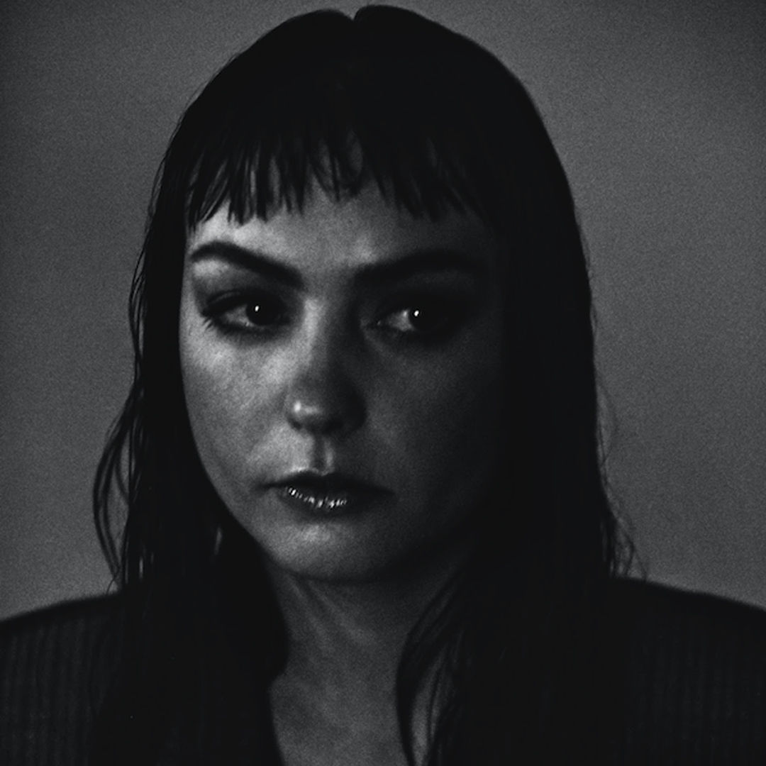ANGEL OLSEN: ad agosto il nuovo album “Whole New Mess”