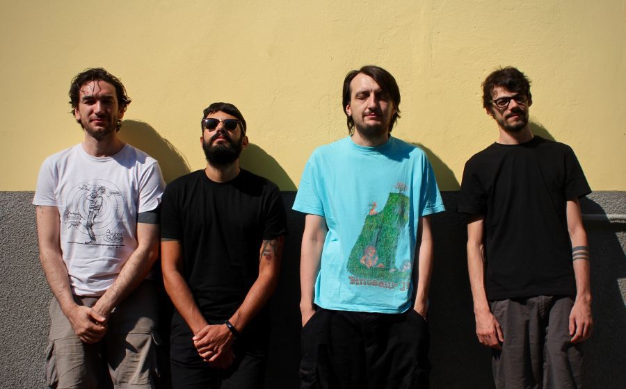 ANNA OX: lo streaming del nuovo singolo “Fucsite” (con Adam Vida)