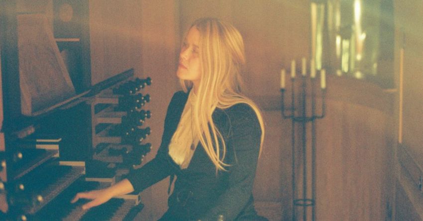 In volo libero nella memoria: intervista ad Anna Von Hausswolff