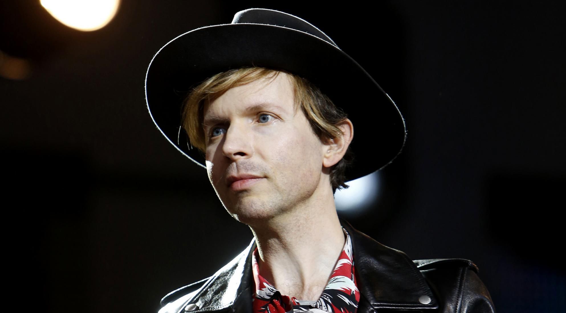 BECK: il nuovo singolo “Saw Lightning”