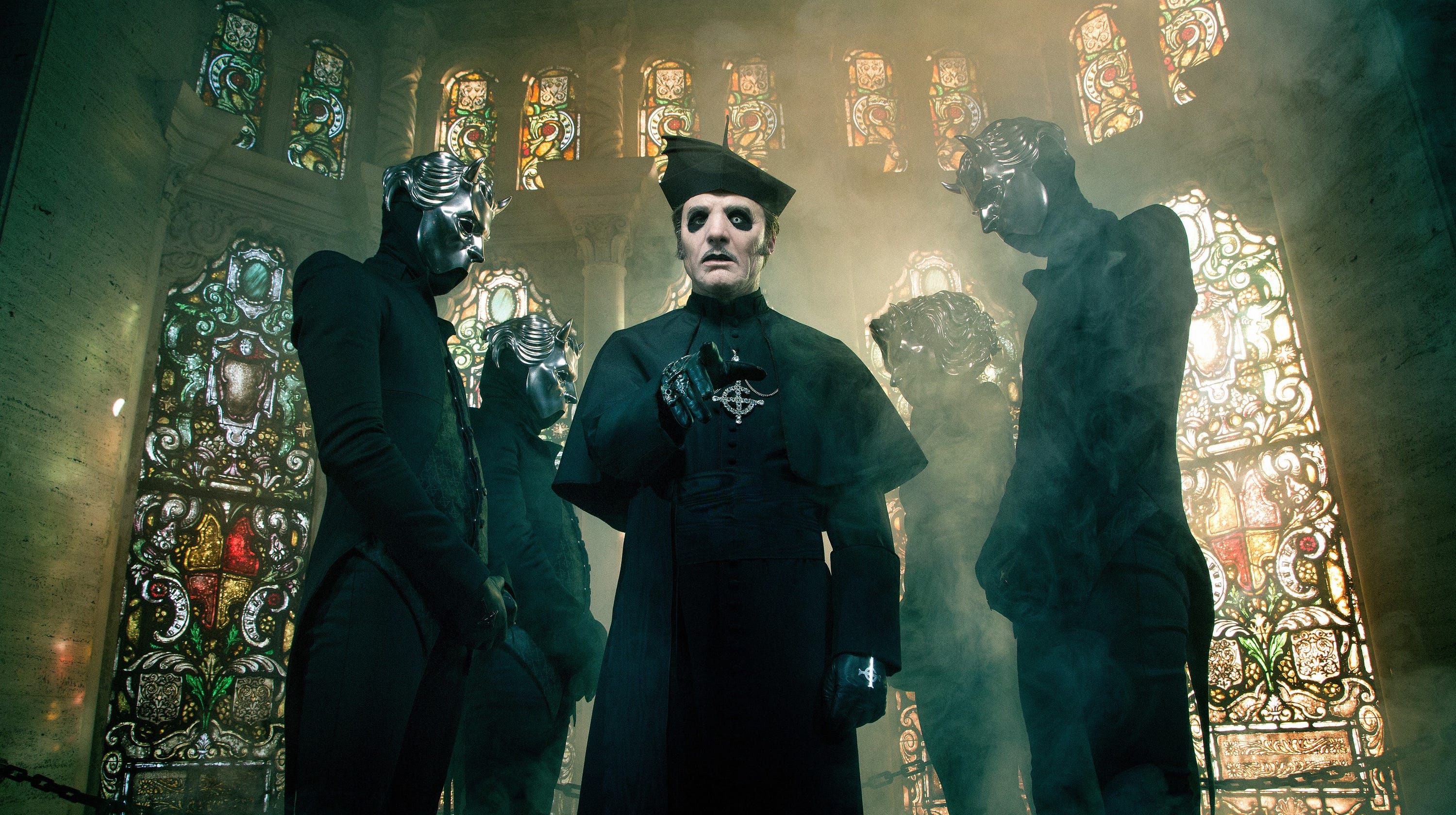 GHOST: il nuovo singolo “Kiss The Go-Goat”