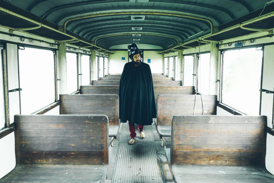 VINICIO CAPOSSELA: a ottobre il nuovo album “Sciusten Feste n.1965”