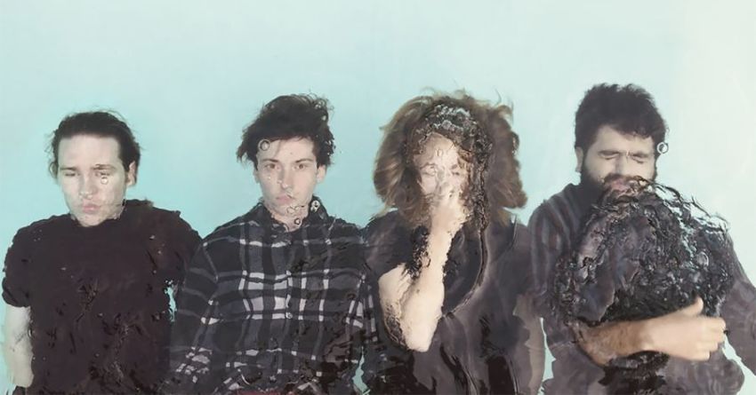 Première: COSSE – Sun, Forget Me!