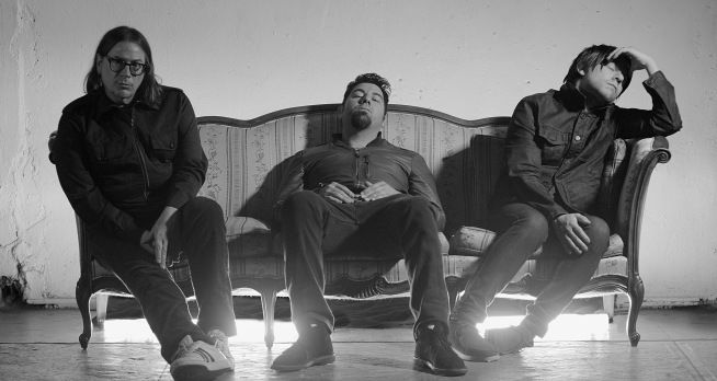 CROSSES (Deftones, Far): il nuovo brano “The Beginning Of The End”
