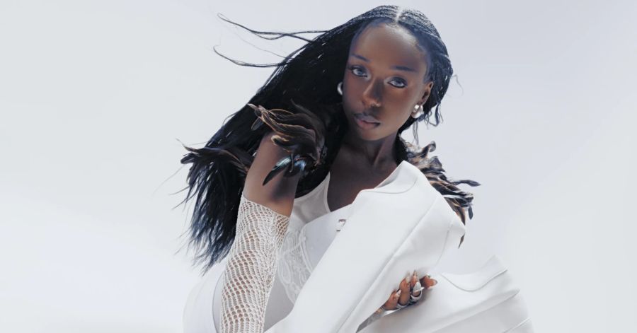 DEBBY FRIDAY: ad agosto il nuovo album “The Starrr Of The Queen Of Life”