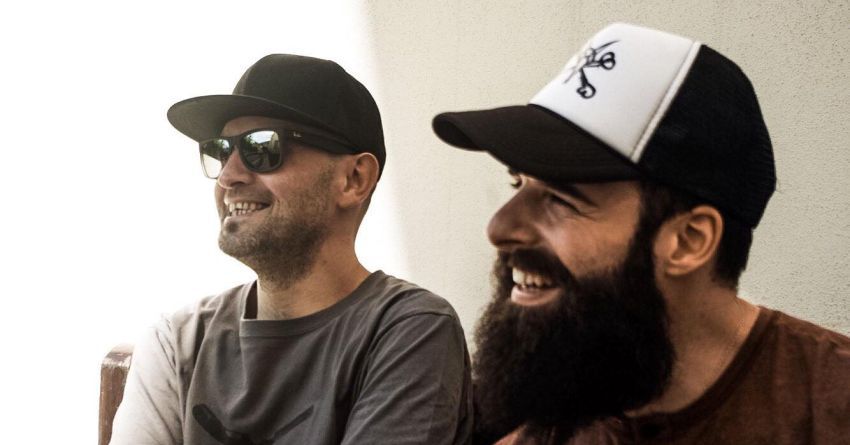 I Dos Cabrones anticipano l’uscita del nuovo album “Transumanza” con i brani “S’Accabadora” e “Cassio/Bruto/Giuda”