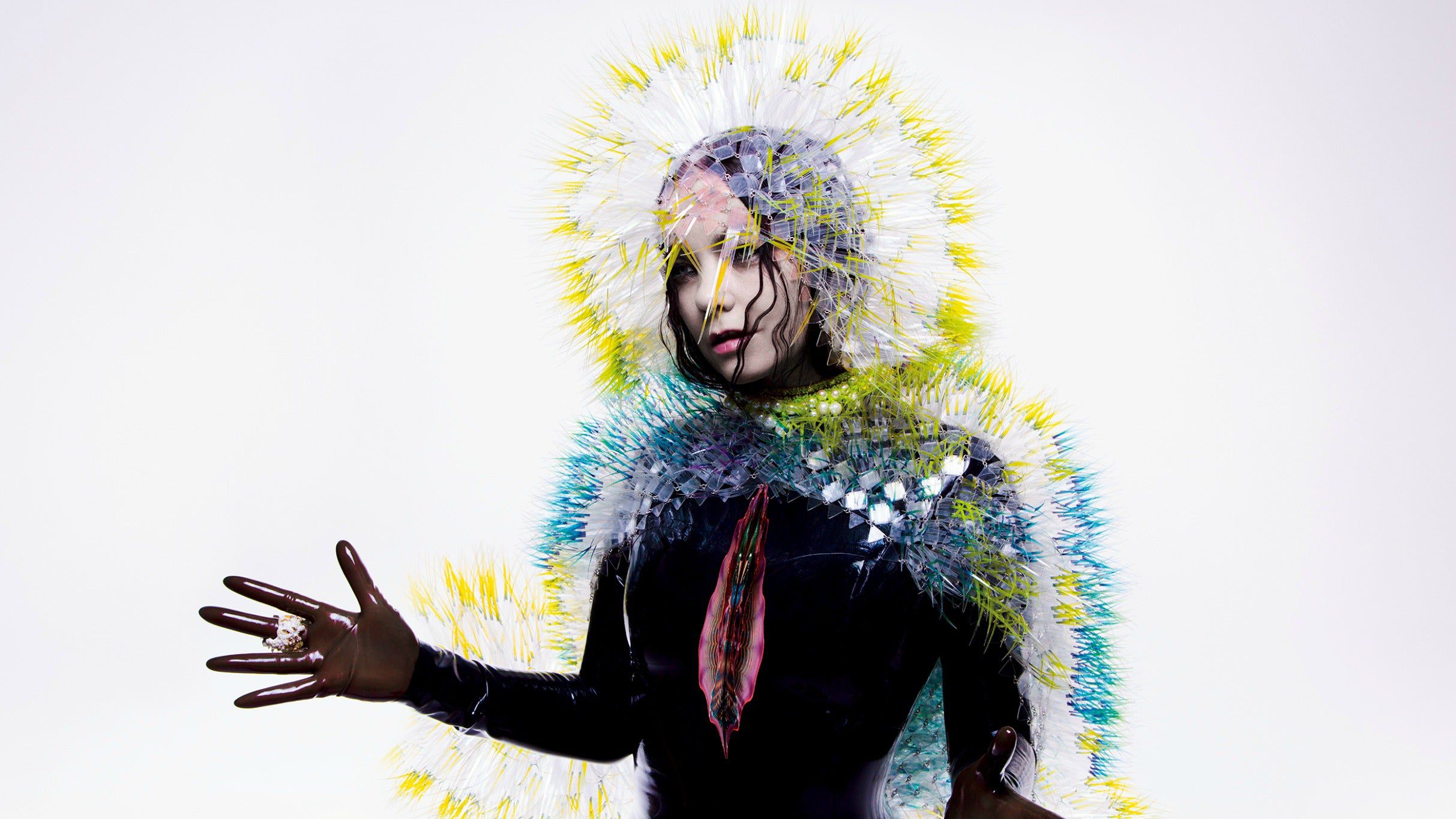 BJÖRK: due date in Italia a settembre
