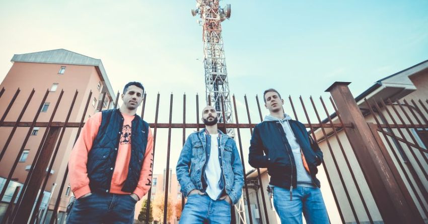 “Sunrise”, il nuovo video on stage dei Flying Disk