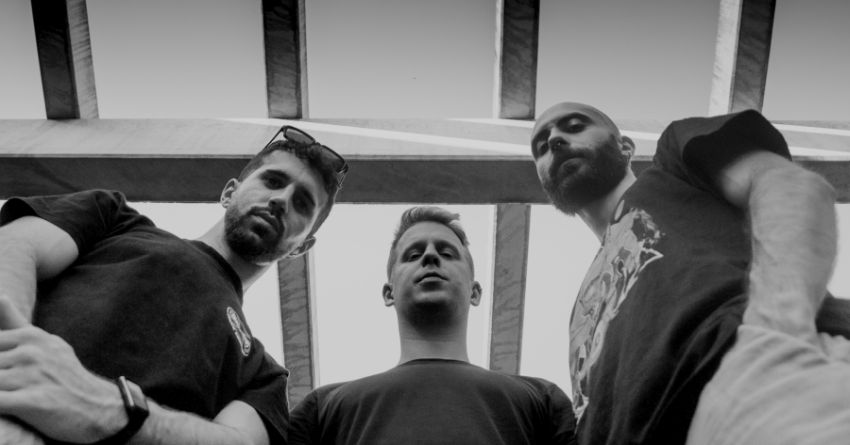 [Première]: FLYING DISK – Urgency