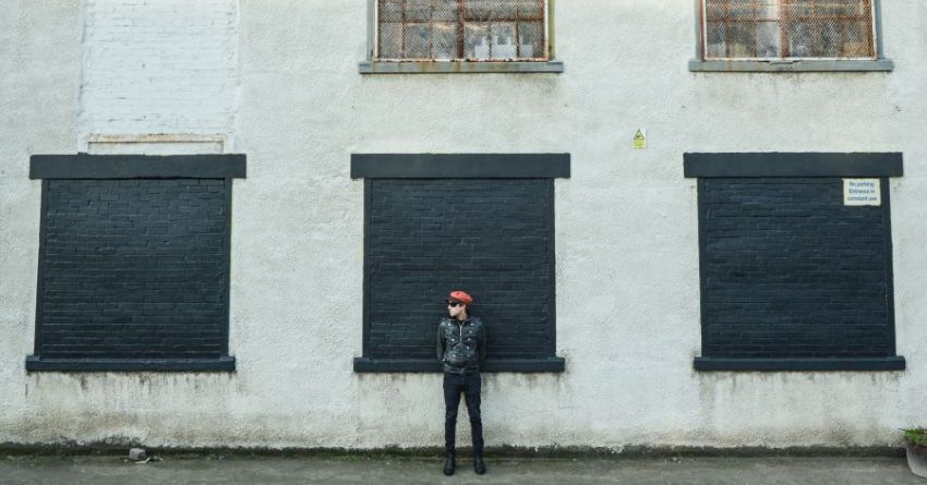 Première: FOREVER ALIEN – Chasing The Dragon