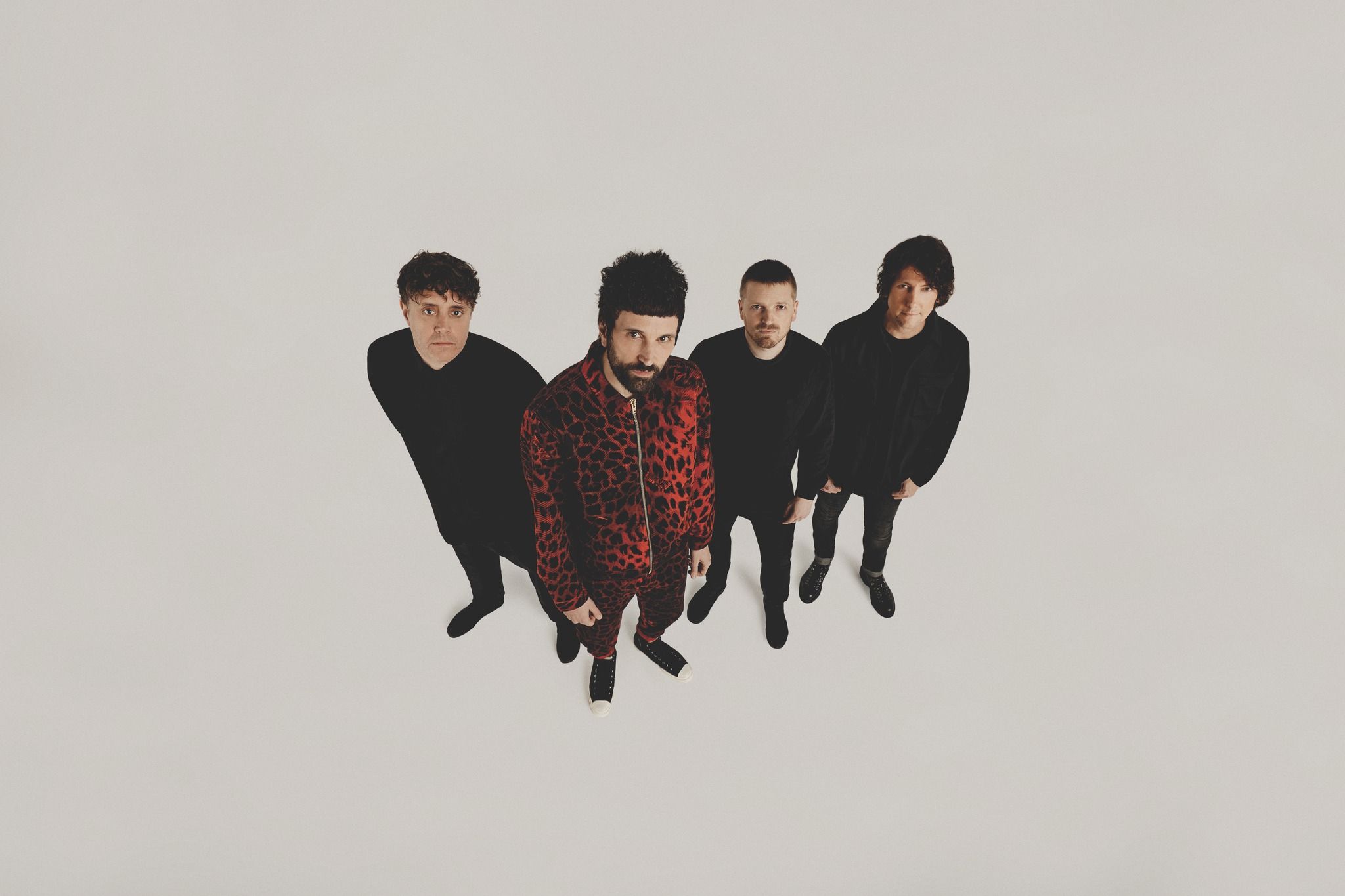 KASABIAN: ad agosto il nuovo album “The Alchemist’s Euphoria”