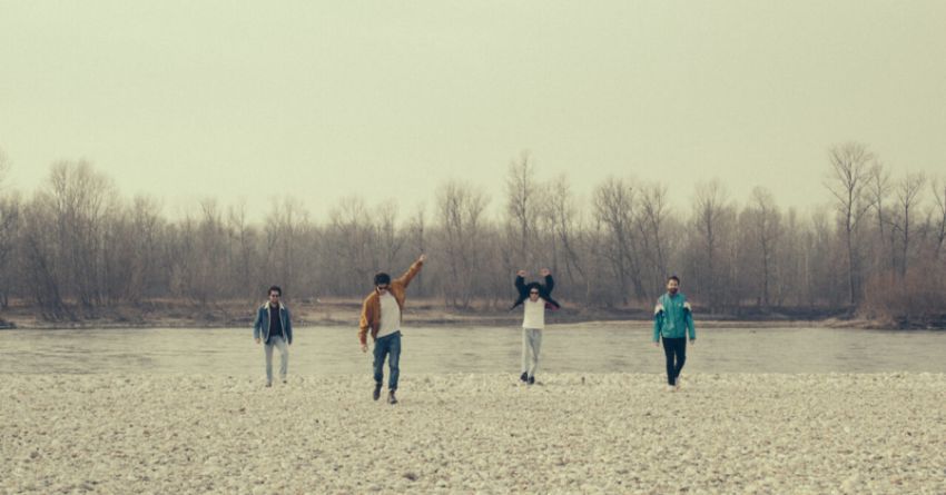 “Resta con me”, il nuovo video dei Les Enfants per supportare il Circolo Arci Bellezza