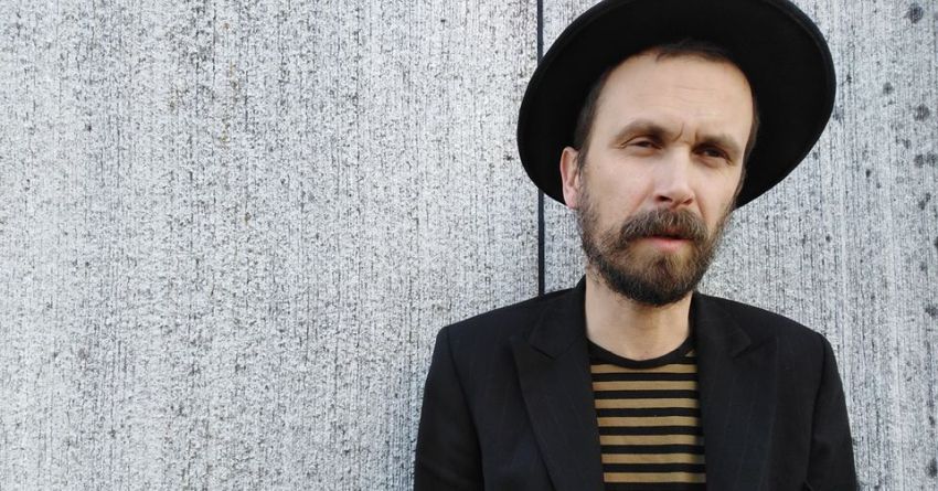 Première: LO STRANO FRUTTO – Cosa siamo stati, cosa siamo, cosa diventeremo (ft. Giorgio Canali, Sergio Orso)