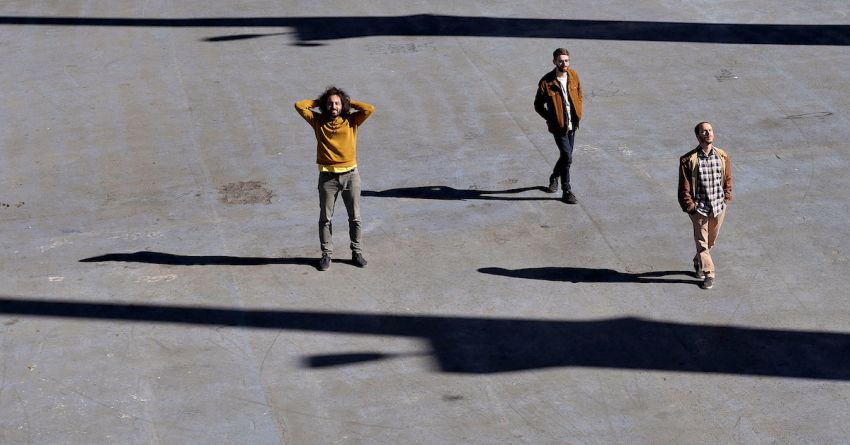 La parte più scura dei New Adventures in Lo-Fi nel nuovo Ep “Godspeed”