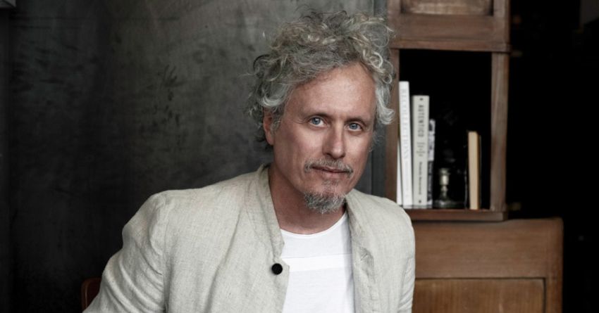 Una somma di piccole cose: dodici canzoni per raccontare Niccolò Fabi