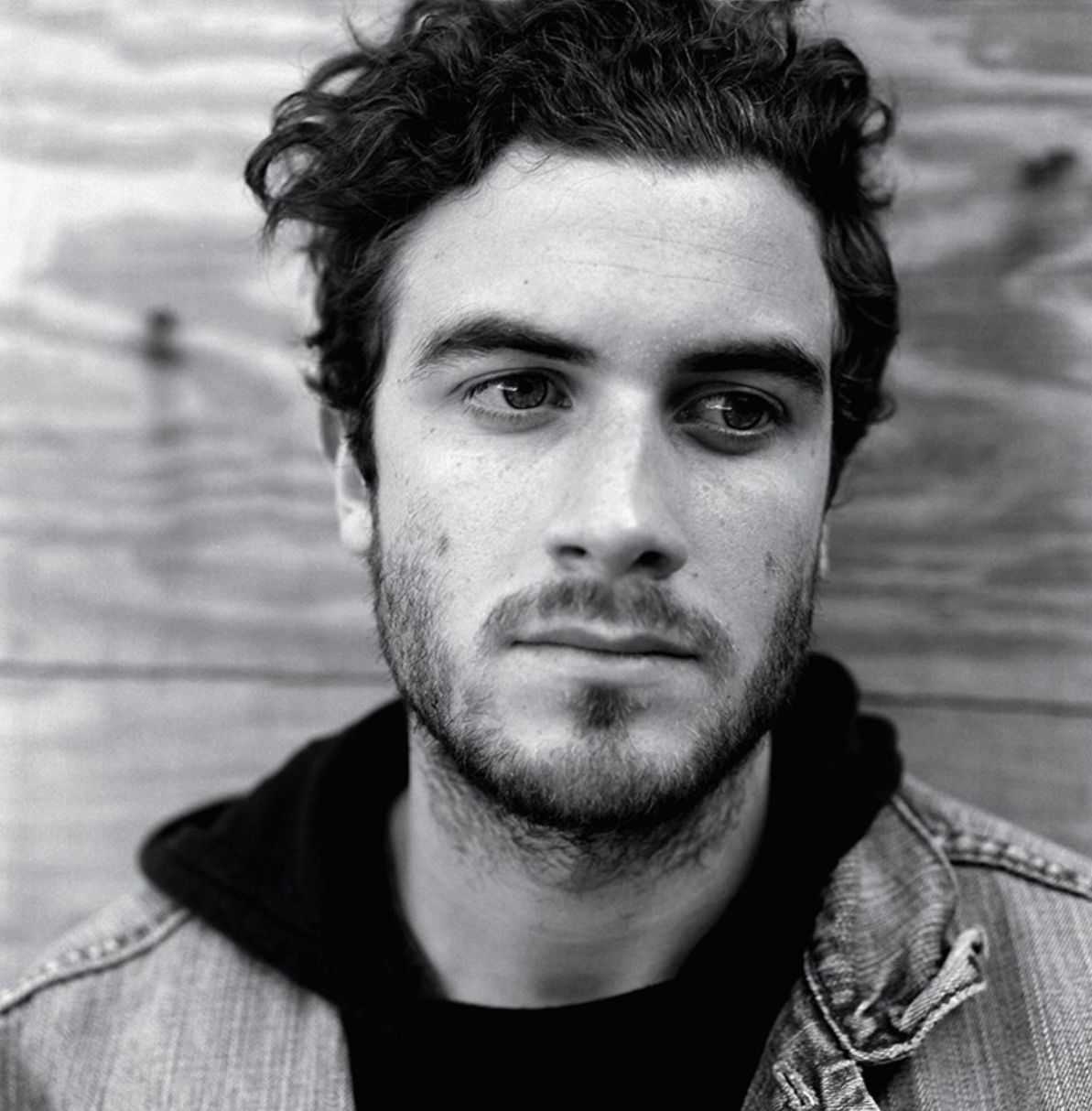 NICOLAS JAAR: ascolta il nuovo brano “Consolation”
