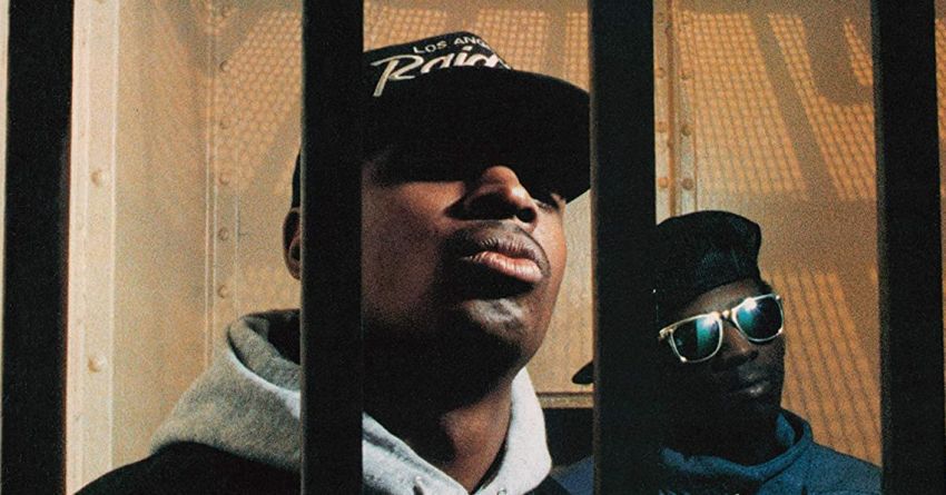 Fa la cosa giusta, Fight the Power! – “It Takes a Nation of Millions to Hold Us Back” dei Public Enemy