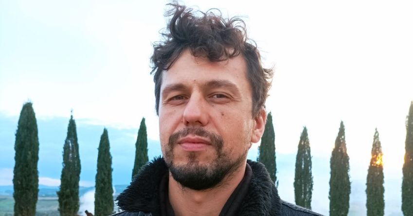 FRANCESCO PERISSI XO celebra i 10 anni di carriera con un disco di remix e inediti: in esclusiva lo streaming del nuovo singolo “VOLAREVIA”