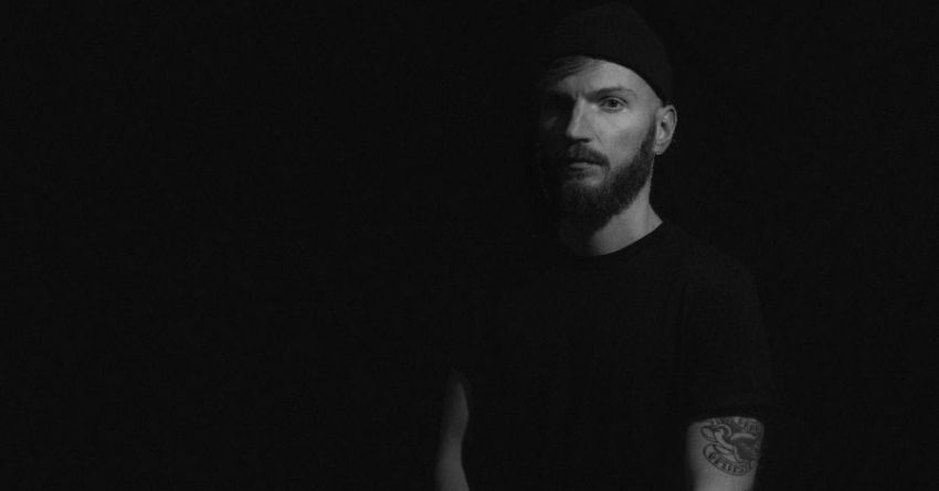 Il passato è la cura: “But The Sun” è il singolo di debutto dell’artista francese Pleine Lvne