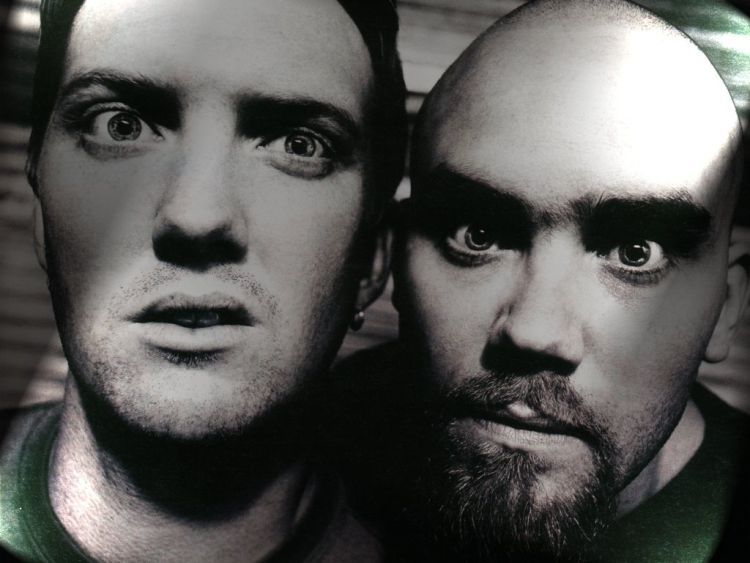 QUEENS OF THE STONE AGE: torna anche NICK OLIVERI (per una canzone)