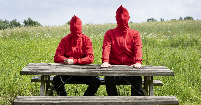 I Sankt Otten pubblicano l’album “Hymnen und Helden”: una raccolta di cover tra omaggi e reinterpretazioni