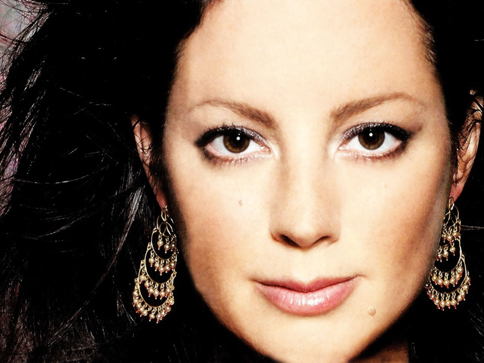 SARAH MCLACHLAN firma con Verve e annuncia l’uscita di “Shine on”