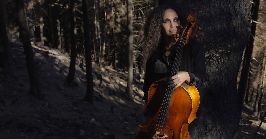 Arte e morte, vita e bellezza: “Storia di un Attentato” è il nuovo video di Daniela Savoldi