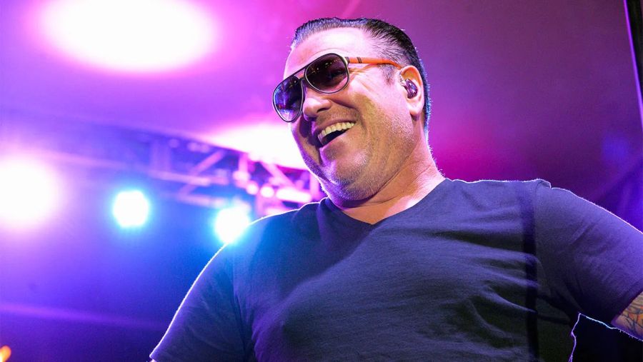 È morto Steve Harwell, cantante degli Smash Mouth