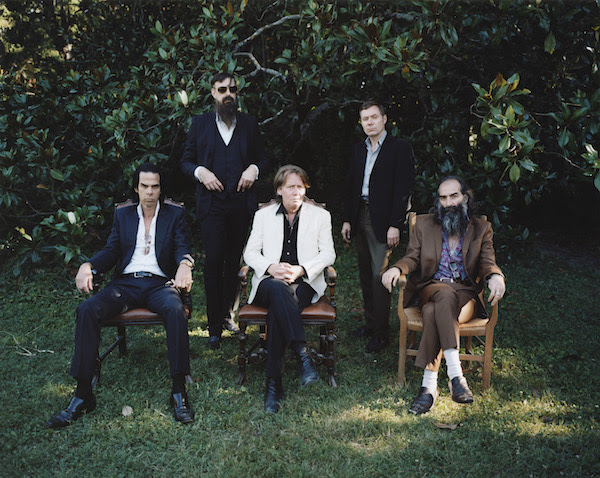 NICK CAVE & THE BAD SEEDS: la versione live di “Push The Sky Away”