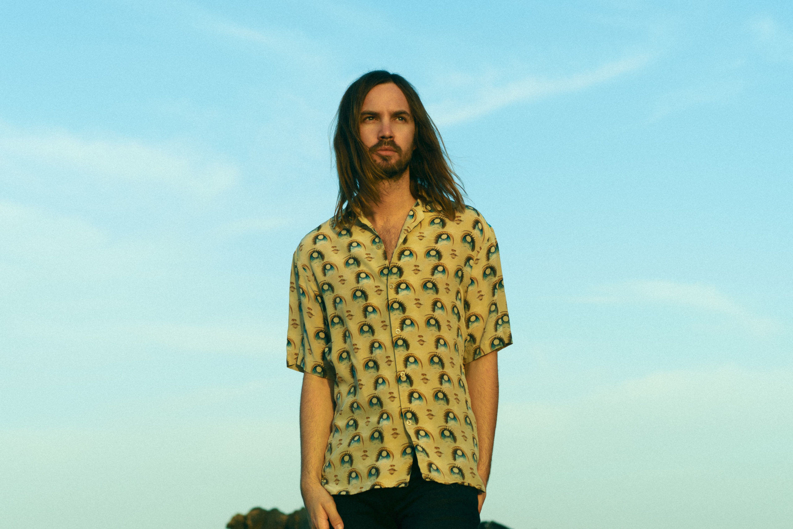 TAME IMPALA: il nuovo brano “Lost In Yesterday”