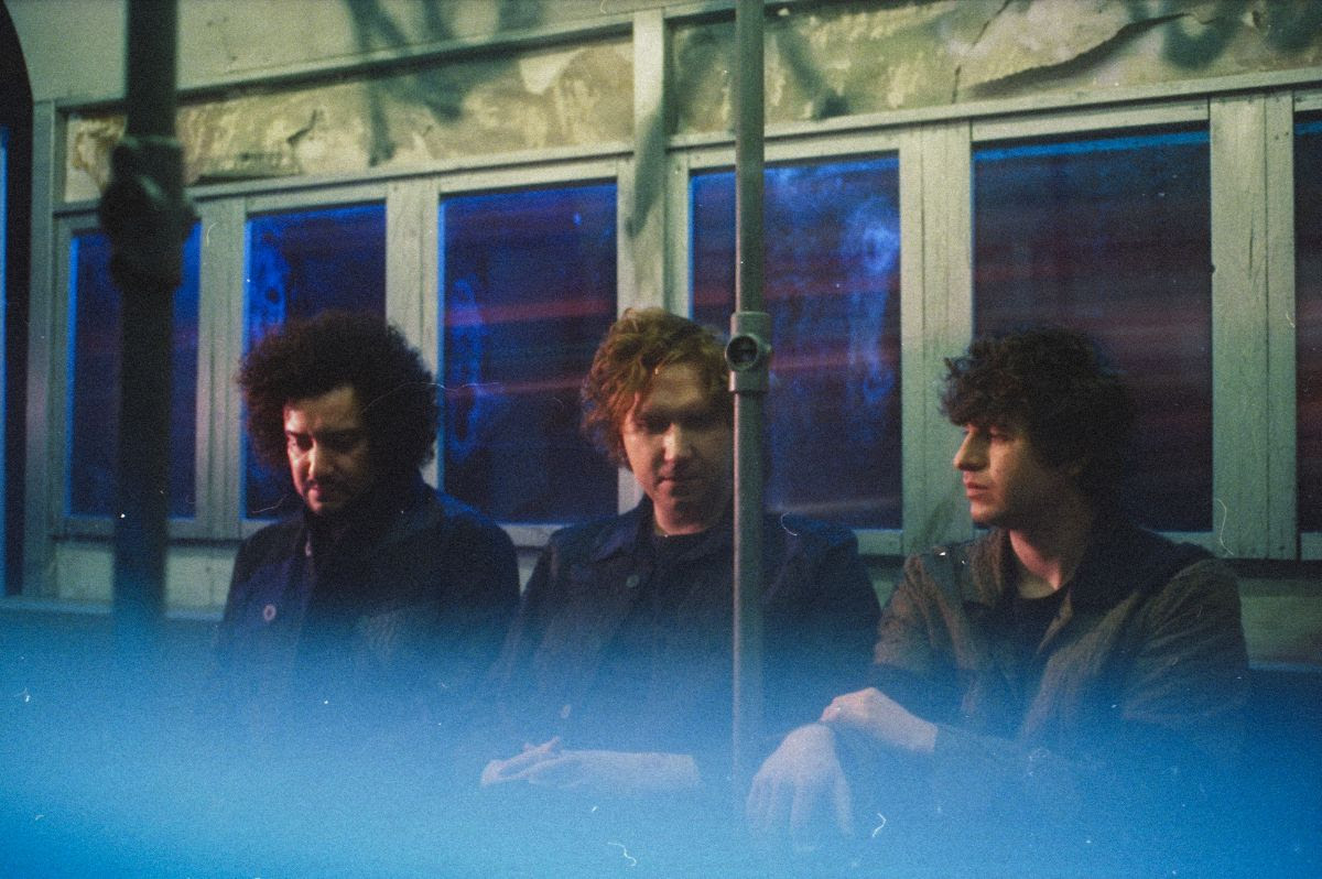 THE KOOKS: a luglio il nuovo album “10 Tracks To Echo In The Dark”